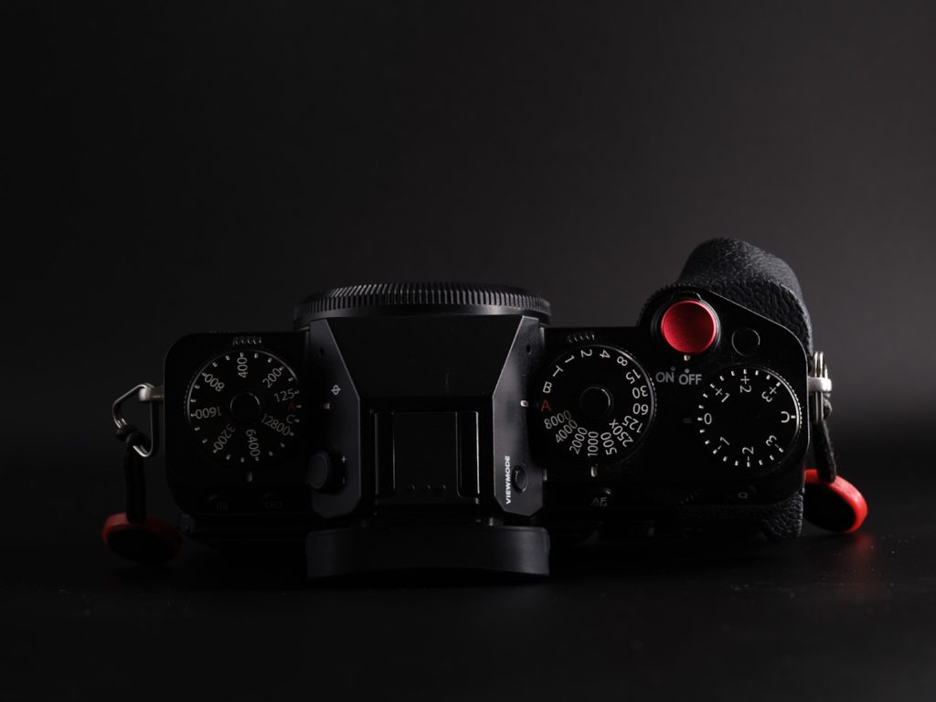 Top view of the Smallrig L hand grip on the Fuji XT5 camera to show the difference between it and the standard grip